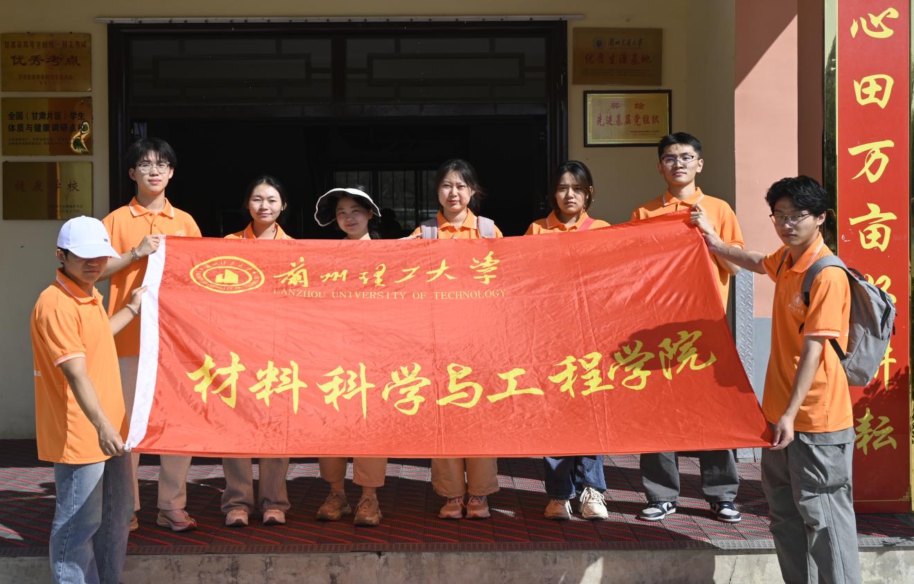 ���ǵơ���������·�������ഺůͯ��