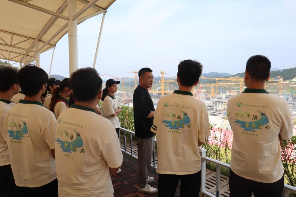 ѧϰ�����ش󹤳̣�����ʱ�����������𹤡���ˮƽ½���ŵ���ƽ½�˺�������Ŧ