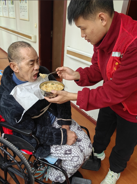 ѧӡ硱ͬϦ죬