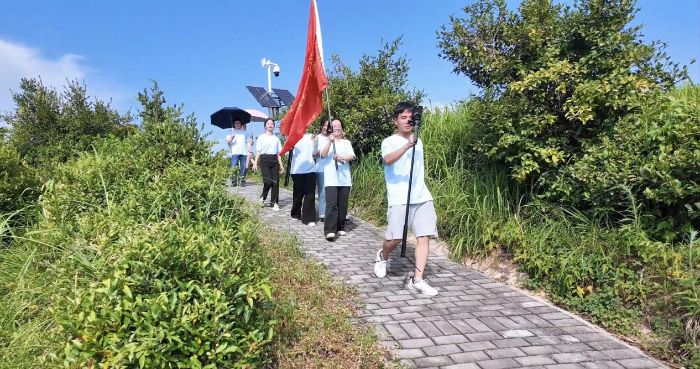 ������ط���������ѧ��ֱ�����ơ���