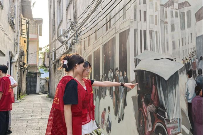 ����ѧ�ӣ�̽�ڰ���¥�̻�Ʒ�Ļ����෼��