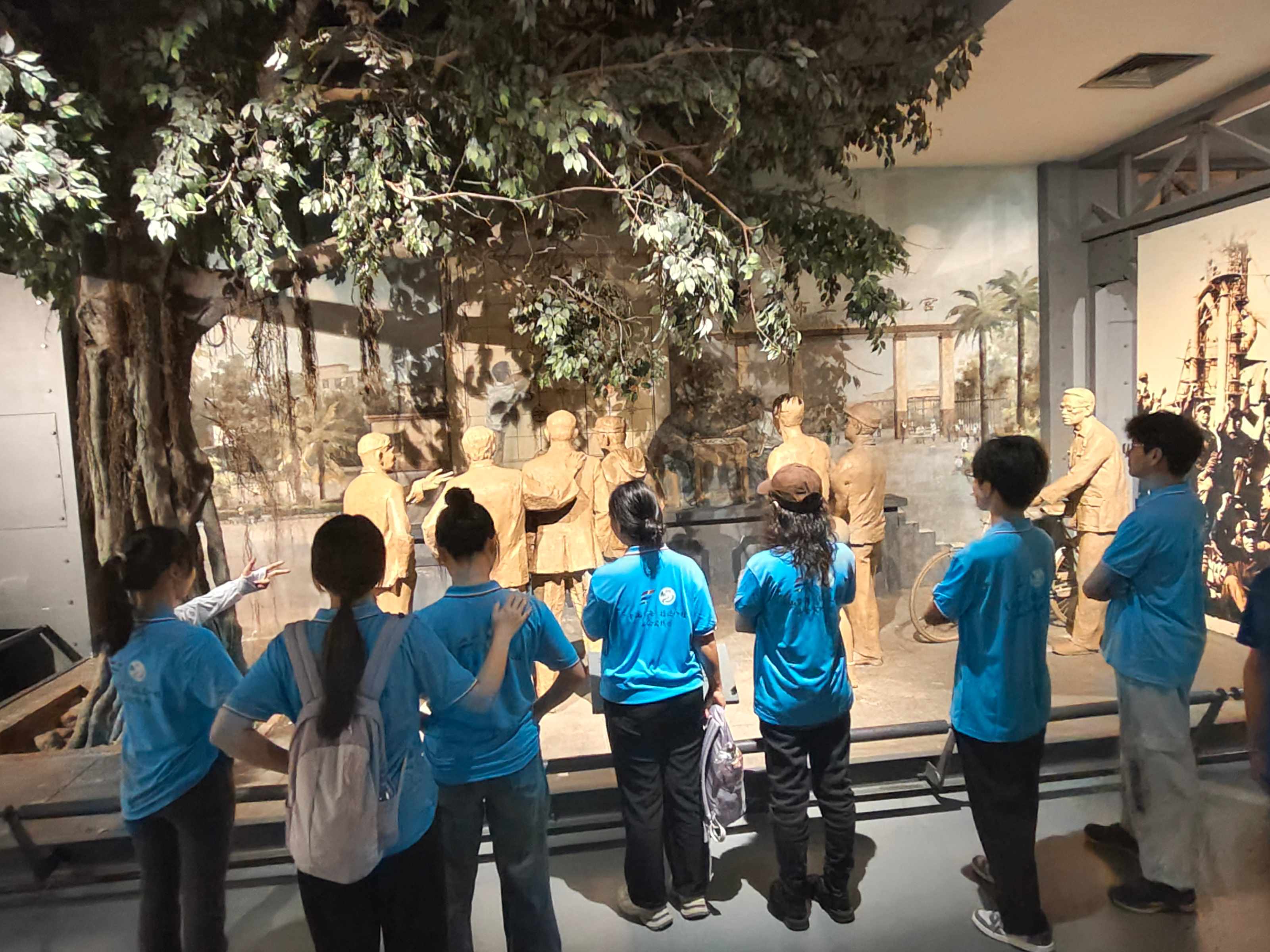 ̤�ù�ҵ���̣�������ɫн��