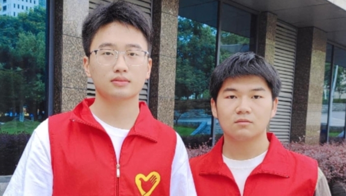 ��ҽ��·����ʮ��վ���������գ��������ߡ�ȼ�����