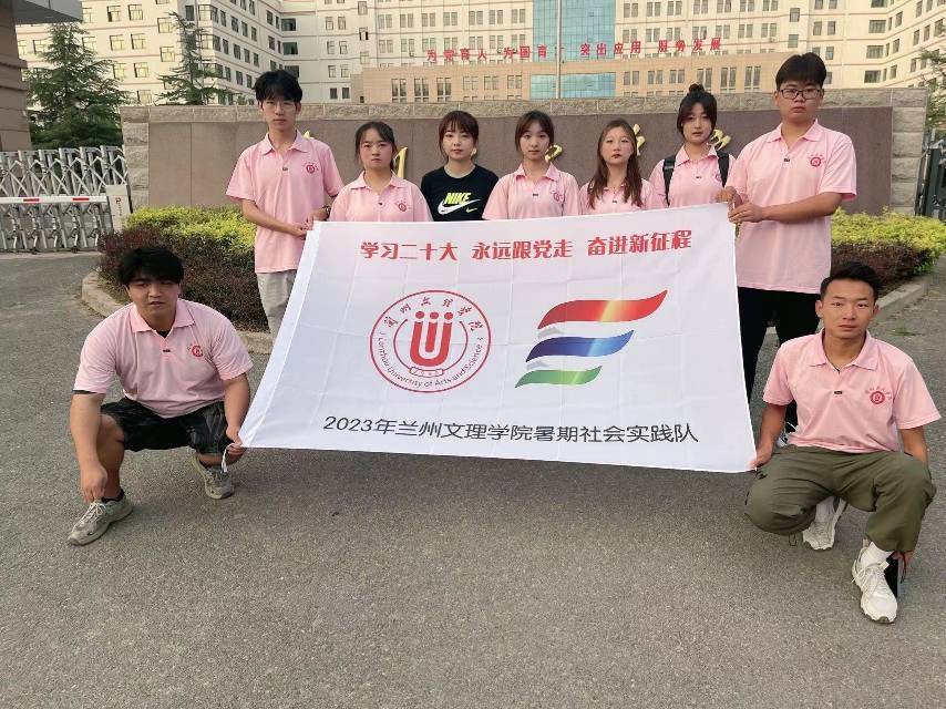 �����������У���ϵ������ũ��