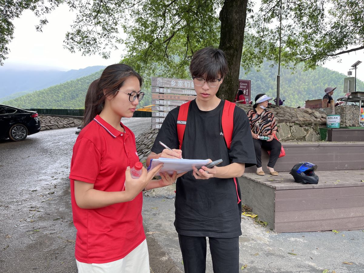 ��Ӣ�ｲ���й����£����ָ���������� ȫ���ƽ���ͬ��ԣ