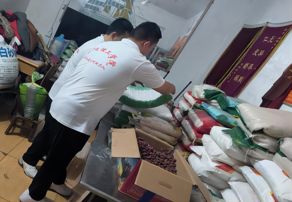 ��������ѧԺ��ľ����ѧԺ��������������ůϦ����ʵ���