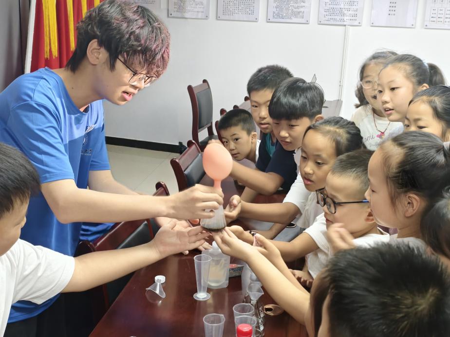 ʮɫ�γ���ͯ�� �ഺ����ҫ������������������ѧ��������õ���������ͯ��������