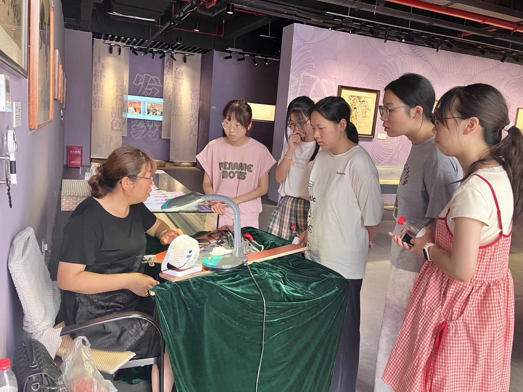 �Ļ������  ���������