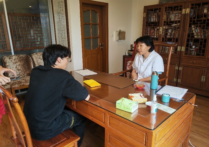 ������������ά������������á�н��ʵ�������ҽ��Ѱ����ר������������