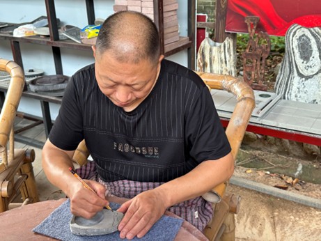 �ľ�΢�⣬������԰ ������Ԫʵ����ʵ��������˸���