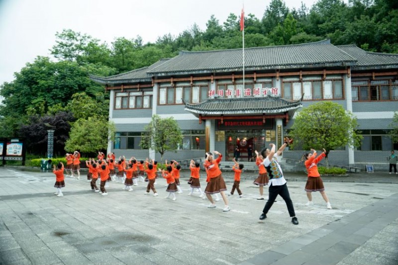 λ֮