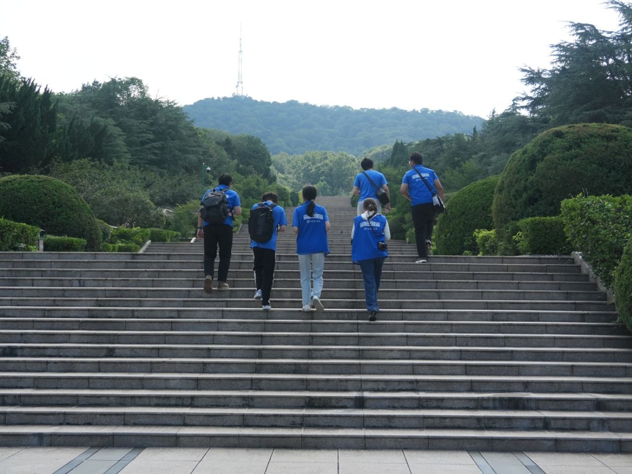 �ڽ��廳Ӣ�ң������տ���δ��