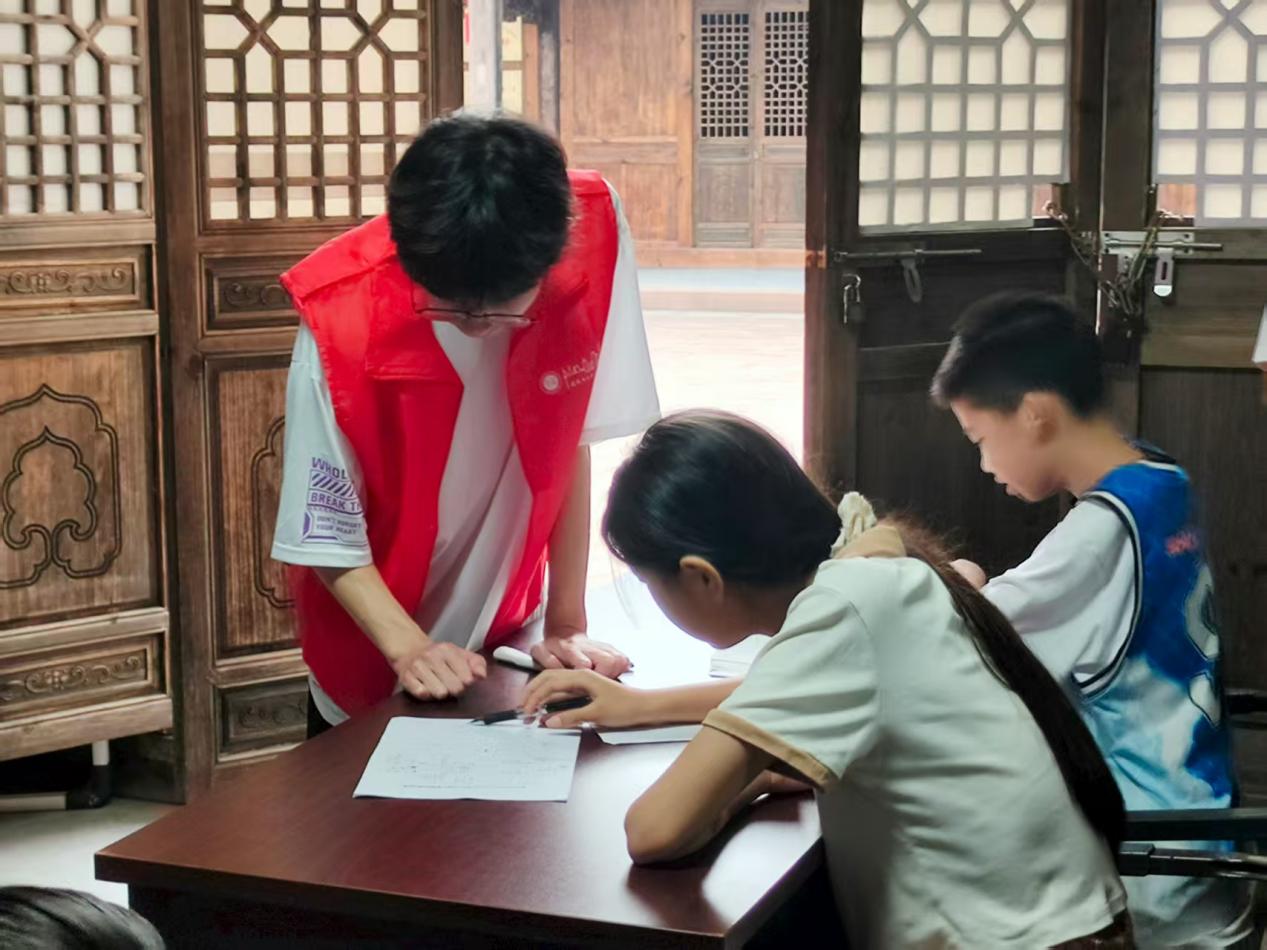 ������ѧѧ�Ӹ��̼Ұ���д�ഺ���