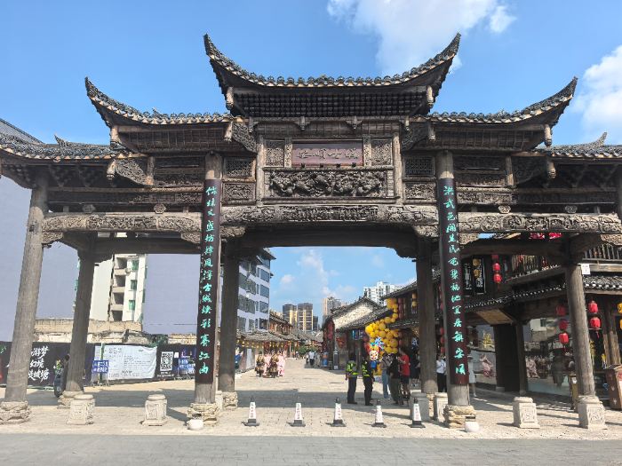 �ϲ�ѧ�ӣ����ݰ�˳ ������ǧ����� ���ֹųǷ绪��