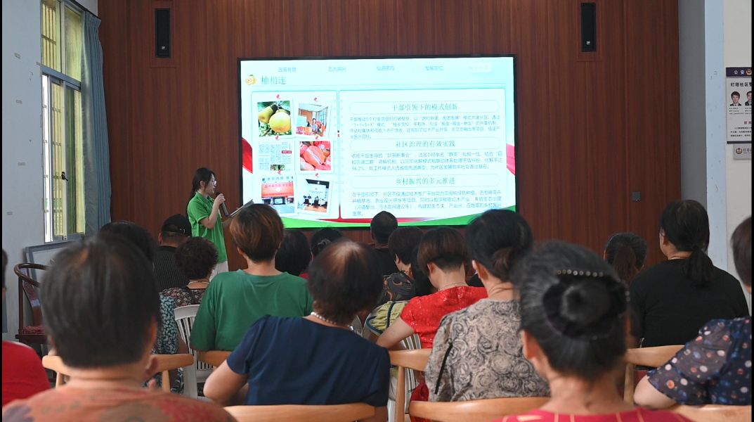 �������������ʵ������������ͫ���������ν�Ϫ�������ǻ𣬵���������˵�ʫ��Զ��