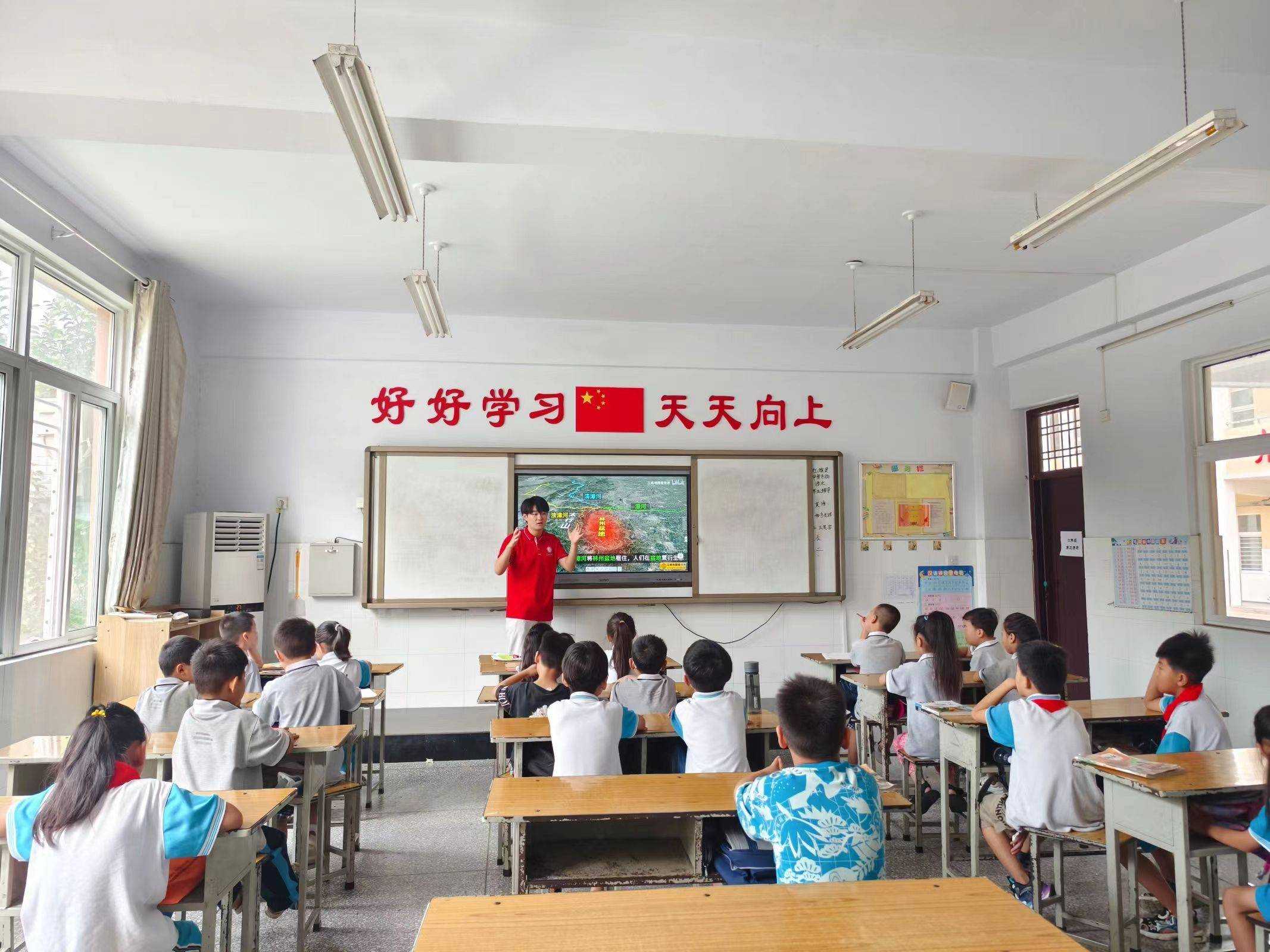ʦѧ磺ºɫ䣬ȱٹ
