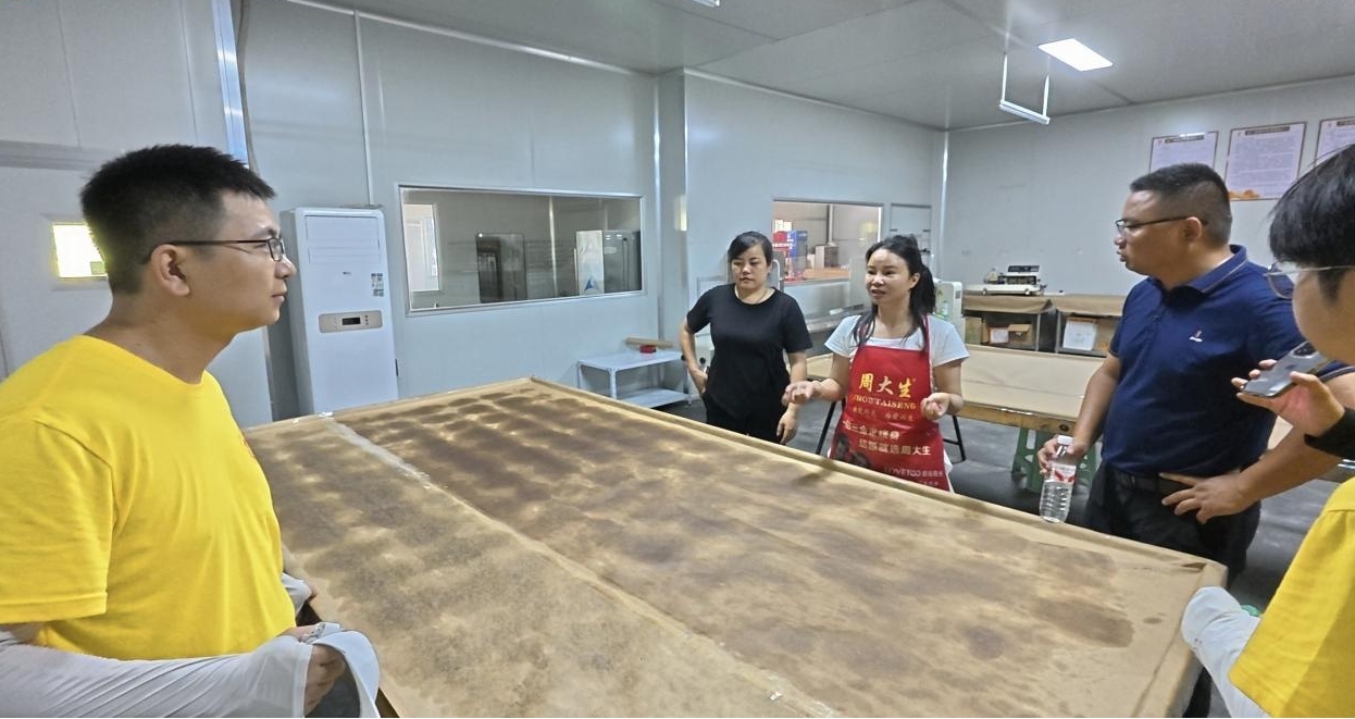 �ഺ�������Ŵ���