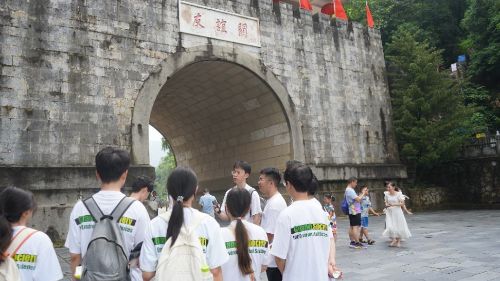 ����������ѧѧ�Ӹ�����ؿ�չ������������ʵ���