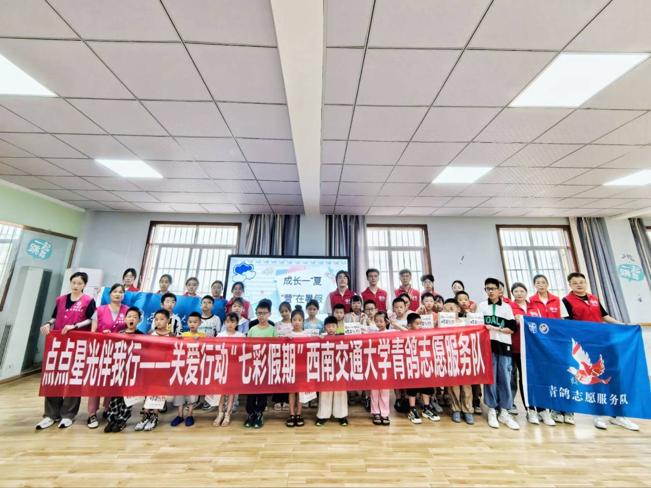 �ذ��ж��߲ʼ��ڣ���˶��Я���װ��ģ�ϲ����������Ӫ������