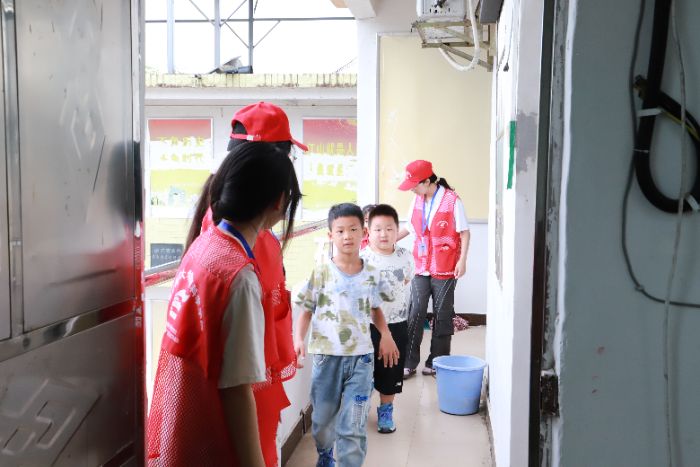 ��ʰ��ľӡͯ�棬��̤��;�����ˡ�������ʦ����ѧ������ѧѧԺ�����������ʵ