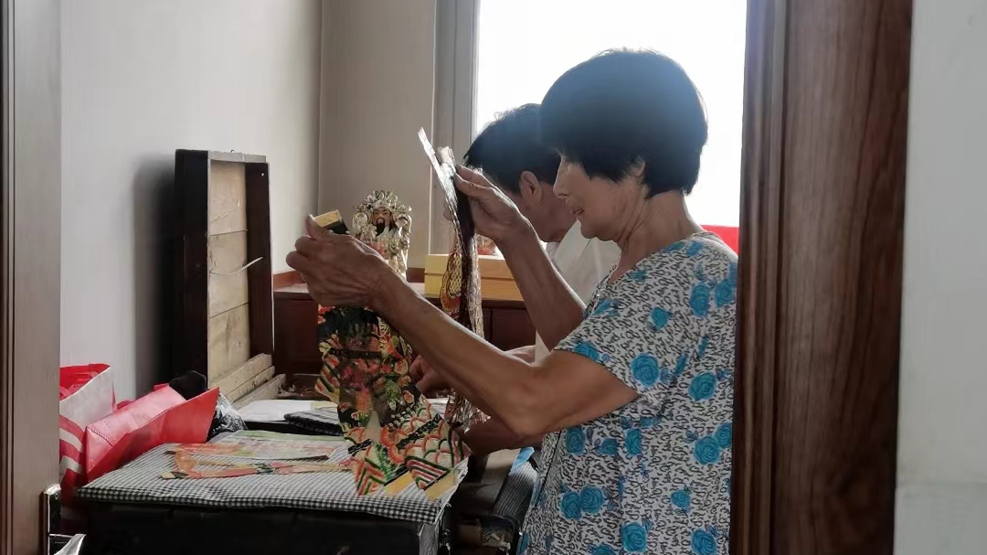 了解非物质文化遗产“皮影雕刻”