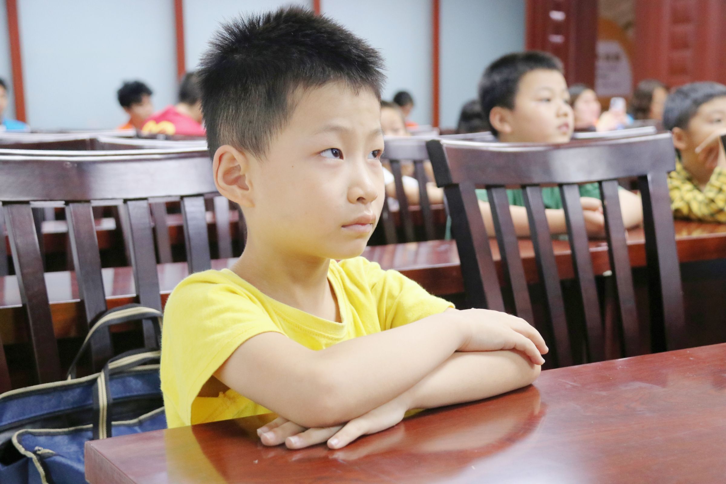 ���ഺ��Լ����δ�������С�����ѧ���߽���������ͯ�ĸ��壬���������ഺ����