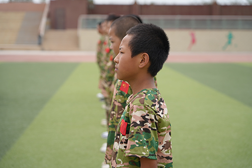 ͬ�Ĺ����Ž��Σ�Я�ֹ����л��硪���ഺ�Բʣ���ѵ����