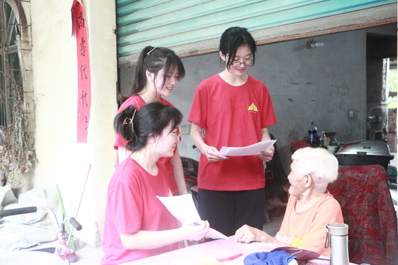 ���ũ����񽡿���ʶ���ν�˵�Ԥ�������