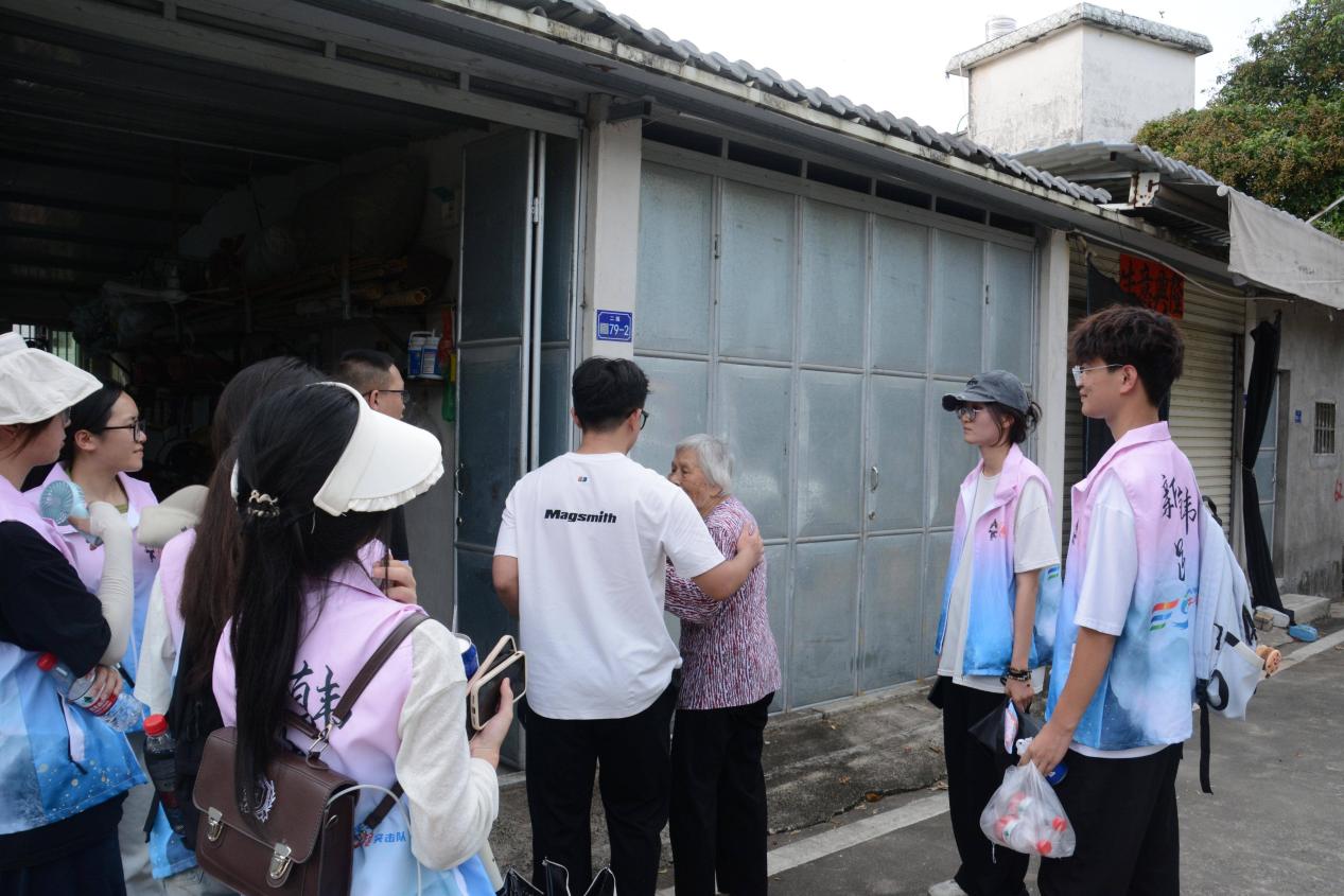 �����磺������ͷ��ɣ�Ӱ��������¡�����ɽ��ѧ�¡�����·�������߽���ͷ�� ������������뷢չ