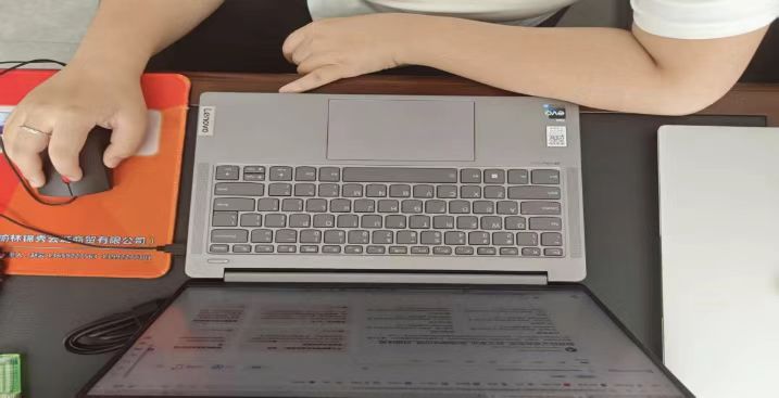 �����໪ѧԺ��С��������ԭ�ӣ��ԡ�С���ڡ�����ʵ��������