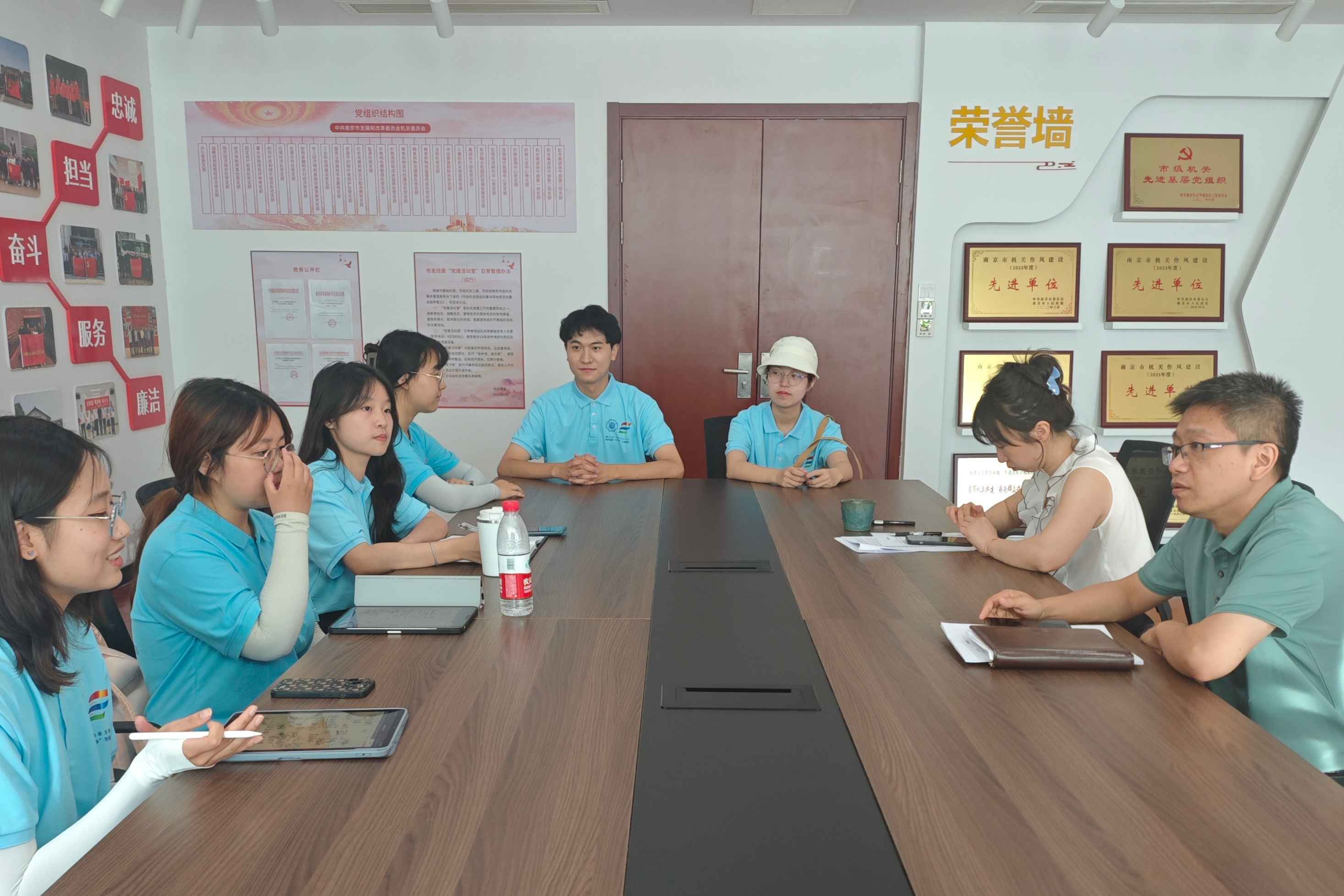 �Ӻ���ѧѧ������ѧϰ���������� ̽����Դת����·��