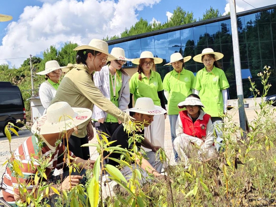 ��ҵ�ּ������壬ʵ�����е����¡���ɽ���ӿƼ�СԺʵ�������ϡ������硱��ʵ