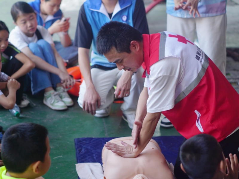 ����ҽѧԺ���㰮��������˴ٽ��š���ҽ����������԰������������ͯ��