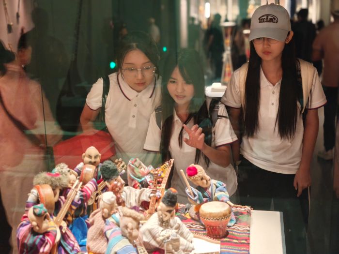 ��ɽ���ĳ����� ͬ�Ϲ�ѧ��ͬ�� �����Ͼ���ҵ��ѧ���������ѧԺ����ɽ���ġ�ͬ�Ϲ�ѧ�������Ž�ʵ���Ÿ���³ľ���п�չ�������ʵ���