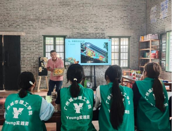 ���ݳ�������ѧԺYoungʵ���Űݷù��Ҽ����Ż��ܴ����Դ������۳ɴ���ʦ