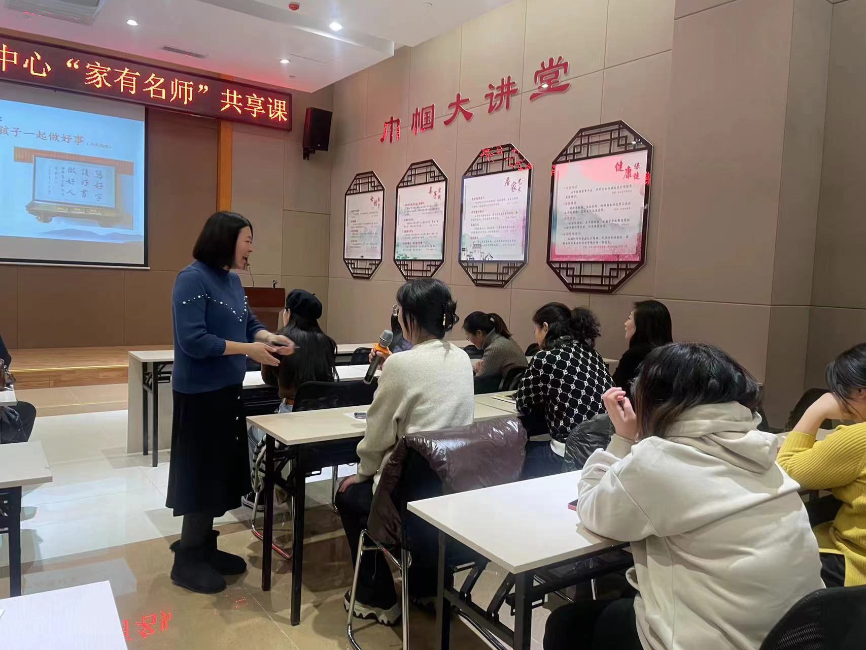 �ഺͬ�����γ� ���ʵ������ʱ