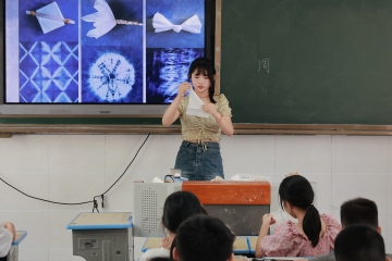 ѧӡ硱ŽУ԰Ⱦ