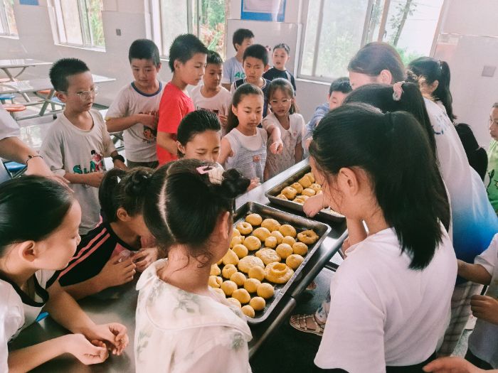 微光筑梦支教团