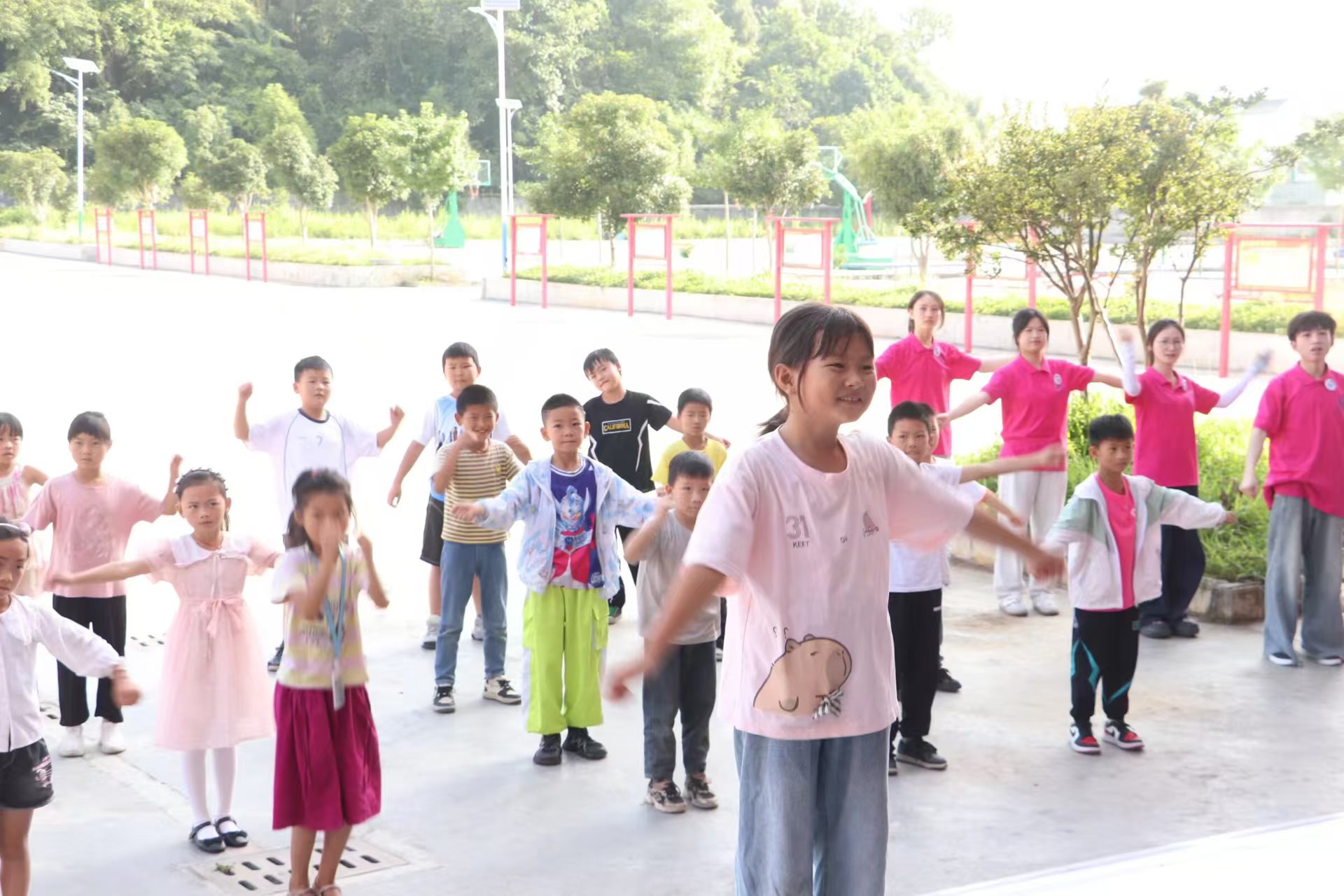 ����ʦԺ�����ѧԺ�������硱־Ը�����������ʵ��������ռ�ʵ