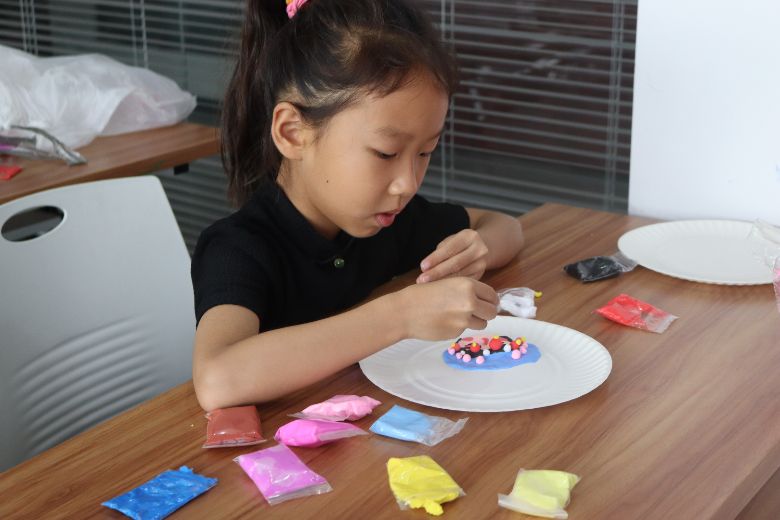 ��������ף�ͯȤ������