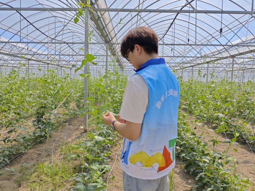 ����ѧԺ����������ͬ���� ̽���ǻ�ũҵ��·��