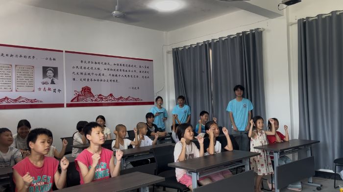 �����ƾ�ְҵѧԺѧ�������磺 ֪ʶ�����顰ͯ���У�Ȥζ���õ������ͯ��