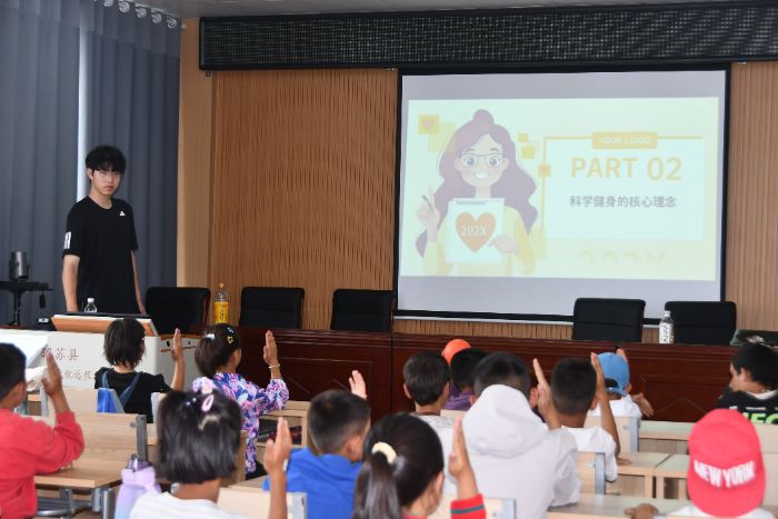 ���ഺ���н����й����������ܱ߽�δ�����������ϴ�ѧѧ�Ӹ��½����տ�չȫ����֧�̻