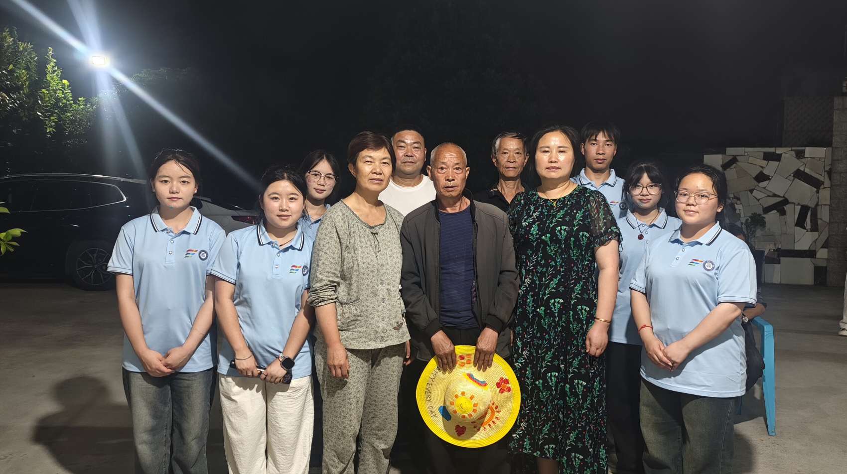 �����ں��ϣ�7��7����ѧ�е���ͨ��ʵ��