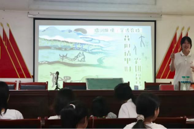 ��ͳ�Ļ������� ����ʵ�������硪����ͬ�� ͬ�� ͬ�С�����־Ը�������ڳ�ͷ�忪չ��ͳ�Ļ������