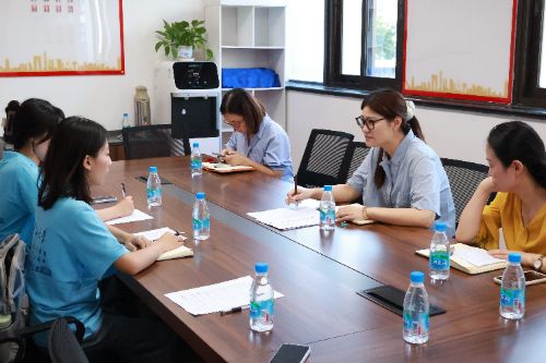 �Ӻ���ѧ���������ŷ����ϣ��������ĸ�����