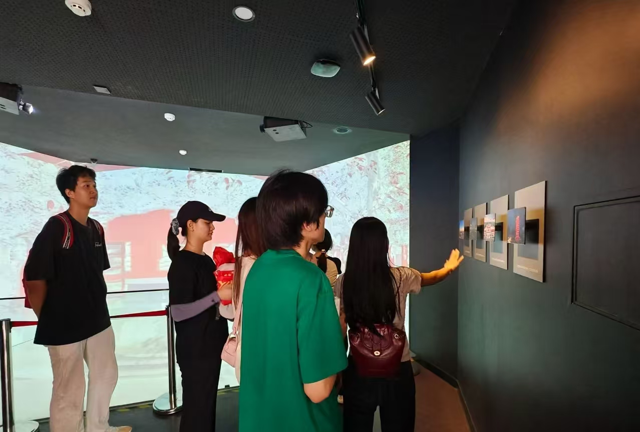 ׷Ѱ��ɫ����