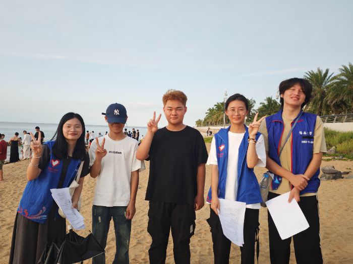 ��������������������ó�ۺ�����̬�ػ�ʵ���� 24 ���ʾ�����������̬����