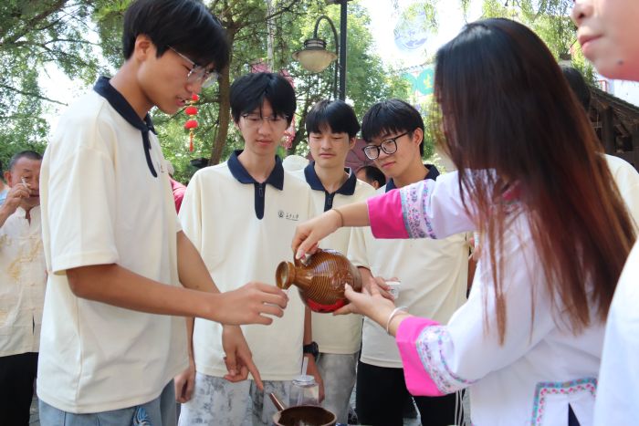 ������������չ����������ٴ��С���������ѧ�����ݡ����������Ρ����������顱�������ʵ����ʵ