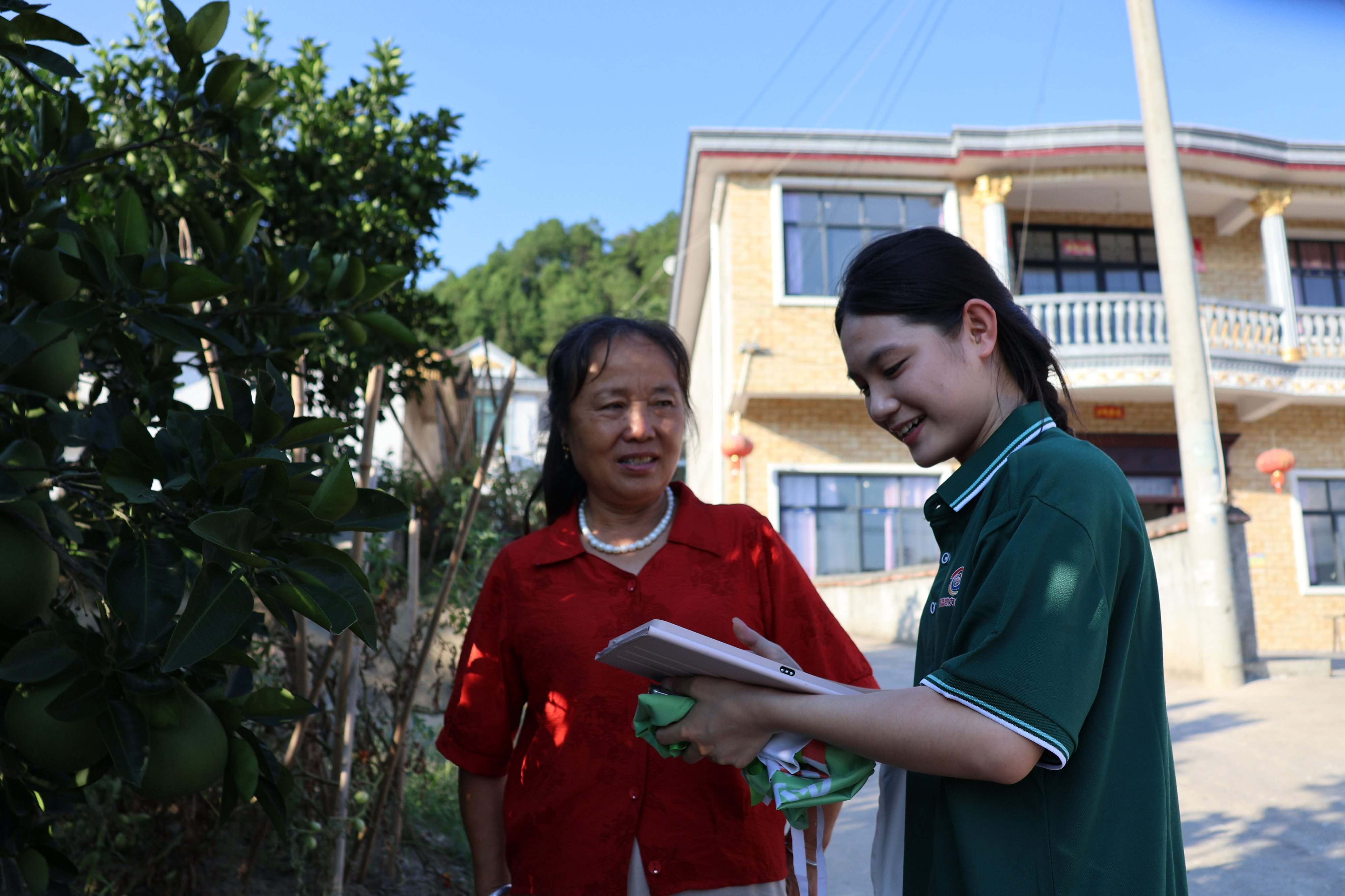 �����������������ഺ�����ƽ��� �������ϴ�ѧʵ����������Ϊ����д�������Э����